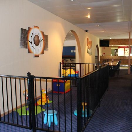 Tom Price Hotel Motel Том Прайс Екстериор снимка