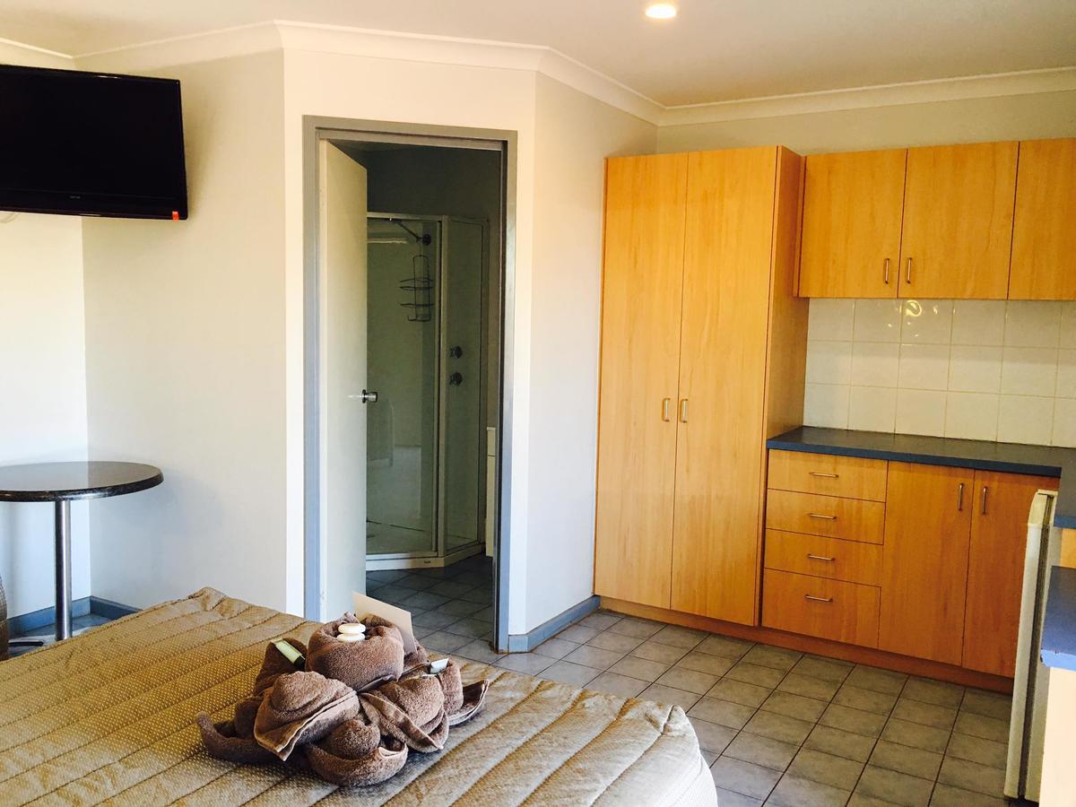 Tom Price Hotel Motel Том Прайс Екстериор снимка