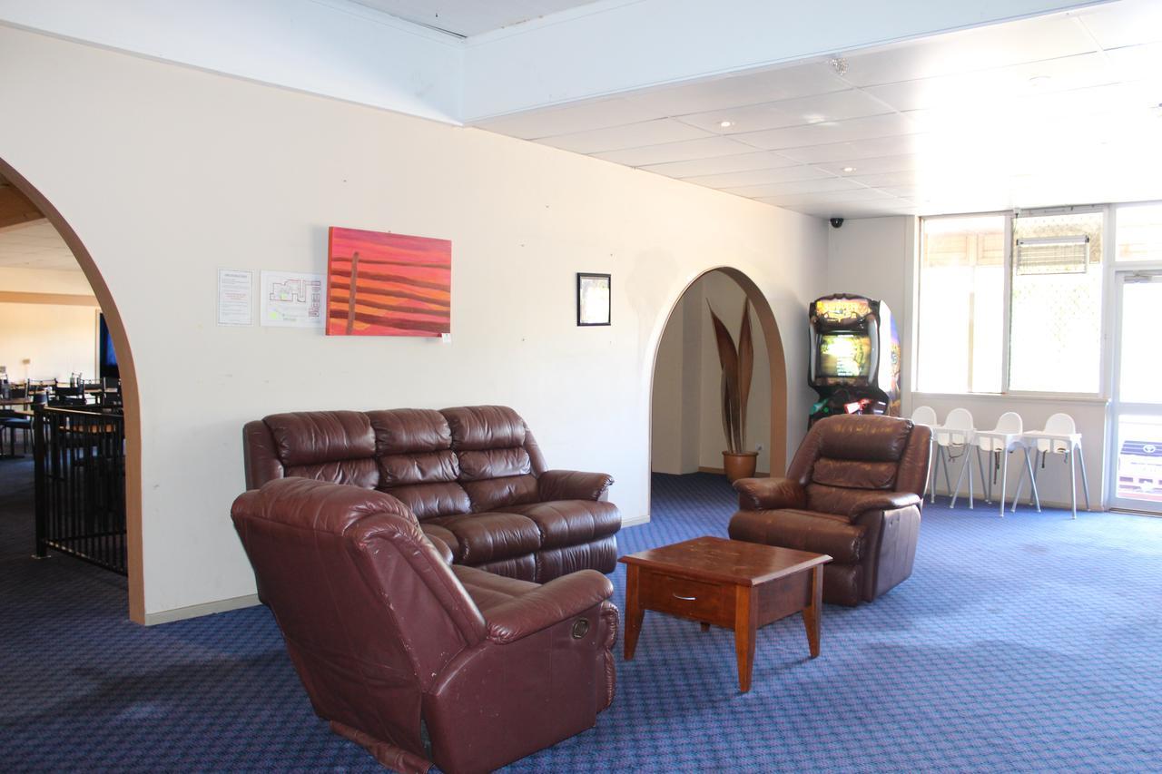 Tom Price Hotel Motel Том Прайс Екстериор снимка